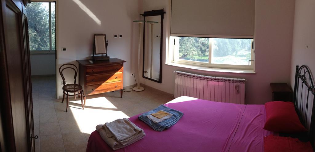 B&B Finestre Tra Gli Ulivi Mesagne Zimmer foto